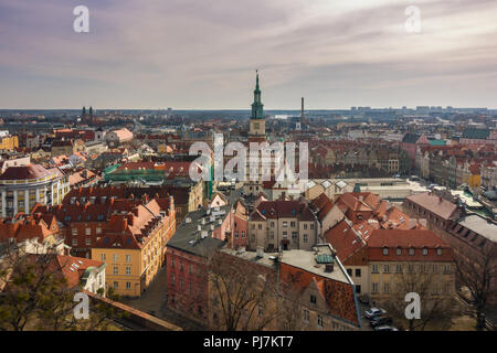 Blick von oben auf die Altstadt in Poznan, Polen Stockfoto