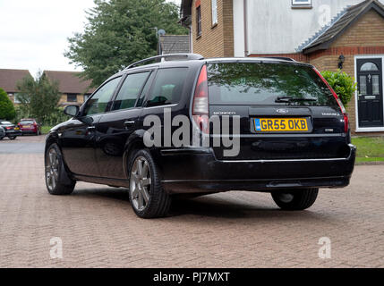 2005 Mk3 Ford Mondeo Titanium X Kombi Panther Schwarz Stockfoto