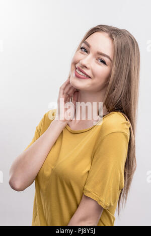 Übertragung attraktive blonde Studentin Gefühl extrem glücklich Stockfoto