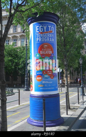 Morris Spalte, Litfaßsäule, Budapest, Ungarn Stockfoto