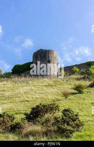 Corfe Castle, Blick von der Burgruine auf einem sonnigen Nachmittag Anfang September 2018, Dorset, Großbritannien Stockfoto