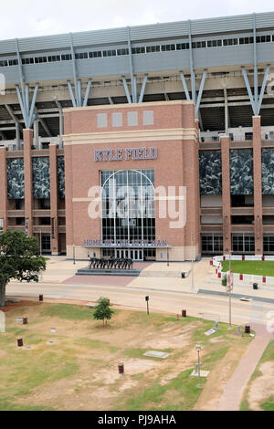 East Side von Kyle Feld, mit einer Kapazität von 102,995 Personen, auf dem Campus der Texas A&M University in College Station, Texas, USA. Stockfoto