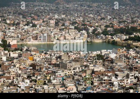 Hohe Betrachtungswinkel der Tal Katora See und Jaipur, Rajasthan, Indien Stockfoto