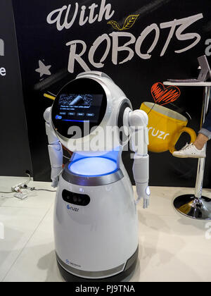 UBTECH, Robotik, Cruzr, Humanoide Serviceroboter, IFA 2018, Berlin, Internationale Funkaustellung Stockfoto