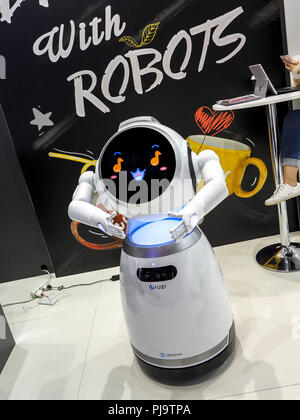 UBTECH, Robotik, Cruzr, Humanoide Serviceroboter, IFA 2018, Berlin, Internationale Funkaustellung Stockfoto