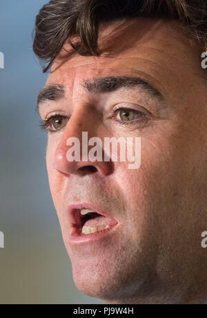 Bürgermeister von Greater Manchester, Andy Burnham sprechen über die Dekonzentration und Brexit am Methodist Central Hall, Westminster, London. Stockfoto