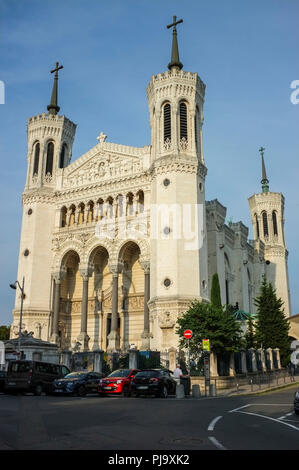 Die Basilika Notre-Dame de Fourvière in Lyon, Frankreich. Stockfoto