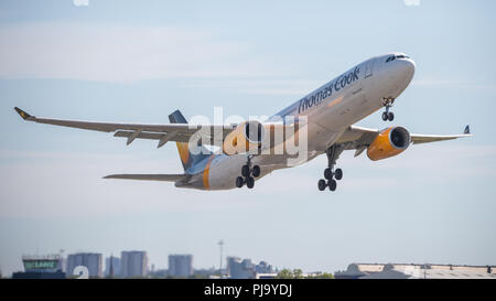 Thomas Cook Airlines Airbus A330 Abfahrt Flughafen Glasgow, Renfrewshire, Schottland - 5. Juni 2018 Stockfoto