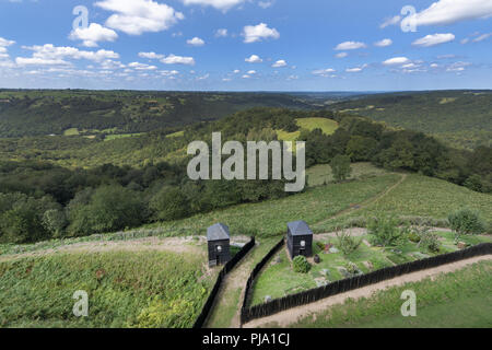 Château de Mauvezin, Frankreich. Das Schloss von Mauvezin ist eine Burg aus dem Mittelalter, die im französischen Departement Hautes-Pyrenees Okzitanisch entfernt. .... Stockfoto