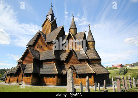 13. Jahrhundert Stabkirche in Heddal In Notodden Gemeinde, Telemark, Norwegen. Stockfoto