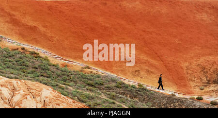 Zhangye. 5. Sep 2018. Foto auf Sept. 5, 2018 zeigt die Landschaft des Danxia Relief in Zhangye Stadt im Nordwesten der chinesischen Provinz Gansu. Credit: Wei Hai/Xinhua/Alamy leben Nachrichten Stockfoto