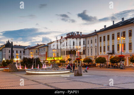 Banska Bystrica, Slowakei - 19. Juli 2018: Hauptplatz in Banska Bystrica, Slowakei. Stockfoto