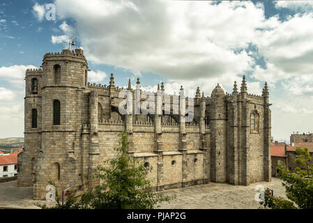 Guarda Kathedrale von hinten gesehen, in Portugal. Stockfoto