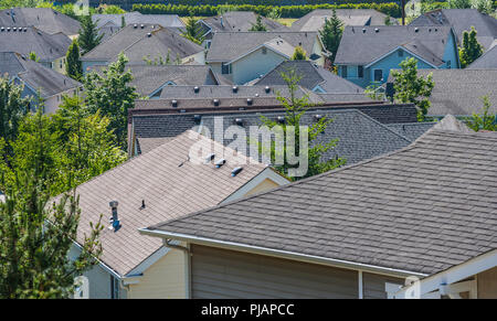 Dächer von einem Gehäuse Entwicklung im Hochland Issaquah, Washington, USA Stockfoto