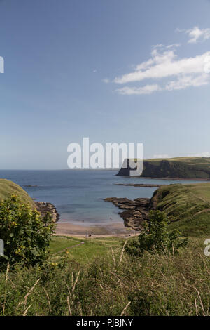 Cullykhan Bucht an der Küste von Moray Aberdeenshire, Schottland, Großbritannien. Stockfoto