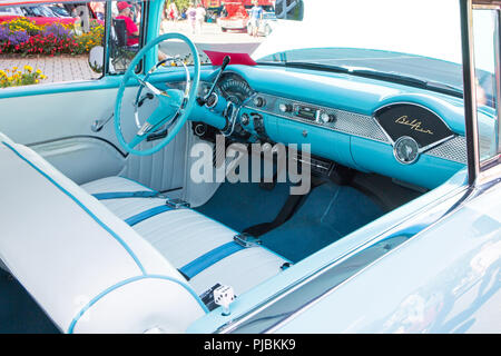 MATTHEWS, NC (USA) - 3. September 2018: Innere eines 1955 Chevy Bel Air Automobil auf der 28. jährlichen Matthews Auto Reunion & Motorrad S Stockfoto