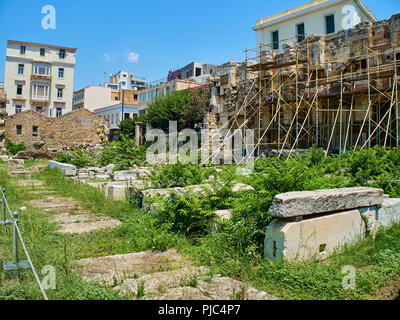 East Side von Hadrian's Bibliothek, Athen, Attika, Griechenland. Stockfoto