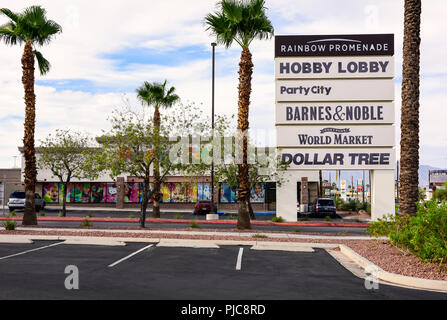 Strip Mall auf Rainbow Blvd Las Vegas, Nevada Stockfoto