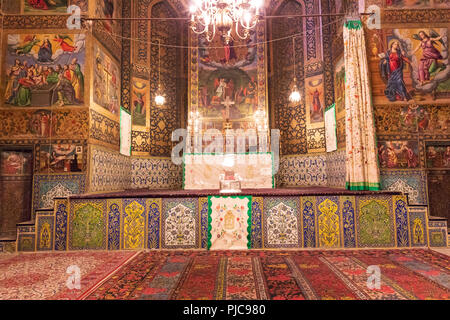 Die Islamische Republik Iran. Isfahan, New Julfa. Die vank, aka der heiligen Erlöser Kathedrale oder Kirche der Heiligen Schwestern. Altar. Stockfoto