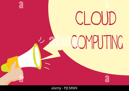 Handschrift Text schreiben Cloud Computing. Konzept Bedeutung verwenden ein Netzwerk von Remote Servern im Internet. Stockfoto