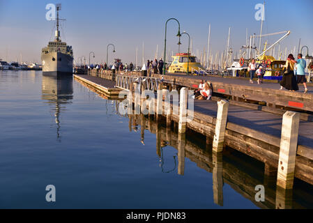 Williamstown Port bei Sonnenuntergang in Melbourne, Australien Stockfoto