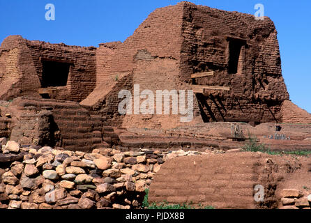 Ruinen von Pecos Mission Church, Pecos Pueblo, New Mexico, Sitz des Pueblo Revolte, 1688. Foto Stockfoto