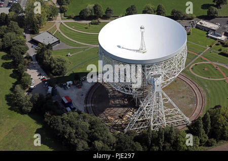 Luftaufnahme des Jodrell Bank Discovery Centre in der Nähe von Macclesfield, Cheshire Stockfoto