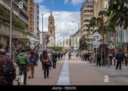 Die highstreet nach unten Schauen. Stockfoto