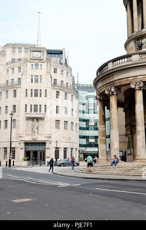Die Außenseite des BBC Broadcasting House, Sitz Langham Place Central London England Großbritannien Stockfoto
