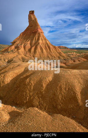 Typische Rock Formation, Naturpark Bardenas Reales, Spanien Stockfoto