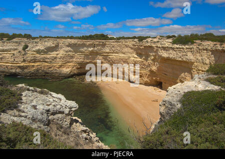 Pontal Strand Armaçao de Pêra an der Algarve, Portugal Stockfoto