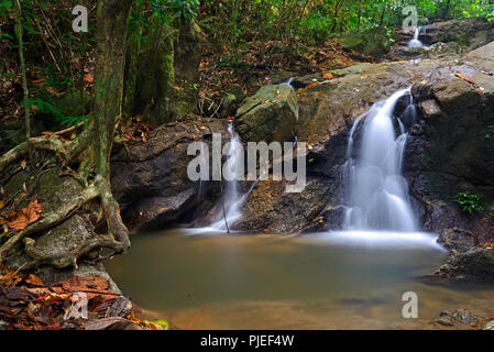 Kaskaden des Wasserfall Kathu, Phuket, Thailand, Kaskaden des Sattahip Hohenwestedt Stockfoto