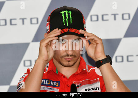 MISANO ADRIATICO (Rimini),, ITALIEN SEPTEMBER 06-2018 Jorge Lorenzo Spaniens und Ducati Team Geste während der Pressekonferenz vor Ereignis während der MotoGP von San Marino e della Riviera di Rimini an der World Circuit Marco Simoncelli in Misano Adriatico - Qualifying in Silverstone am 25. August 2018 in (Foto von Marco Iorio) Credit: Marco iorio/Alamy leben Nachrichten Stockfoto