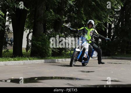September 6, 2018 - Russland - Sorge Kalaschnikow produziert für die Moskauer Polizei 30 elektrische Motorräder IZH Pulsar. Obligatorische Credit: kalaschnikow Medien. (Bild: © kalaschnikow Media/Russischen über ZUMA Draht) Stockfoto