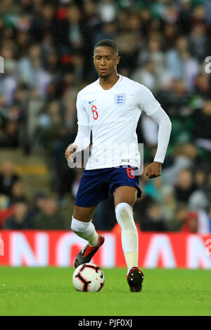 Carrow Road, Norwich, UK. 6. Sep 2018. UEFA U21 Europameisterschaft Fußball, England U21 gegen Niederlande U21; Ezri Konsa von England U21-Kredit: Aktion plus Sport/Alamy leben Nachrichten Stockfoto