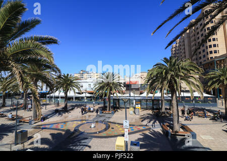 Adelaide Australien. 7. September 2018. Die Menschen genießen einen sonnigen milden Tag in Moseley Square Glenelg in den küstennahen Vorort von Adelaide im frühen Frühjahr Credit: Amer ghazzal/Alamy leben Nachrichten Stockfoto