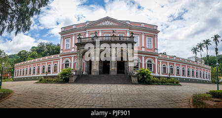 Imperial Museum ehemaligen Winterpalast der brasilianischen Monarchie - Petropolis, Rio de Janeiro, Brasilien Stockfoto