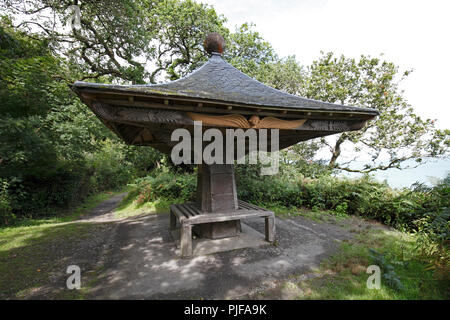 Angel's Wings, einem Gebäude aus dem 19. Jahrhundert Holz- Tierheim erbaut von Sir James Hameln Williams, auf der Clovelly Immobilien, Exmoor, North Devon, England. Stockfoto