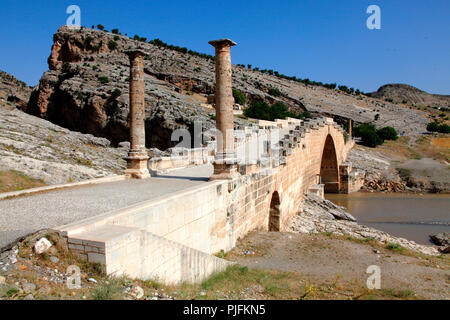 Türkei, Adiyaman Provinz, Nemrut dagi Nationalpark, Eskikale Kahta (Bereich), Septimius Severus Brücke (cendere koprusu), UNESCO-Welterbe Stockfoto