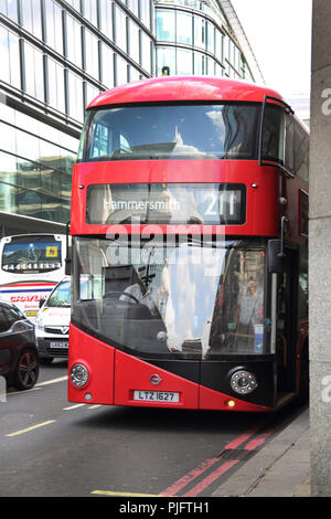 Victoria Street, Westminster London England Double Decker Bus Stockfoto