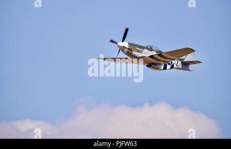 North American P-51D Mustang, "Die Hun Hunter Texas' (N351 MX) Fliegen an der Royal International Air Tattoo 2018 Stockfoto