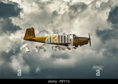 UPPSALA, Schweden, 25 Aug, 2018: Seitenansicht eines der Mannschaft 50 Display teams SAAB Safir. Bewölkt Hintergrund Stockfoto