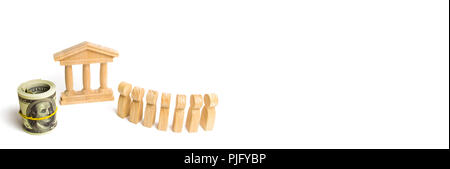 Die Warteschlange von Menschen steht, die der Bank Gebäude. Eröffnung von Konten und Depots. Masse Speichern von Einsparungen aus Banken, Stress in den Finanzmarkt. Stockfoto