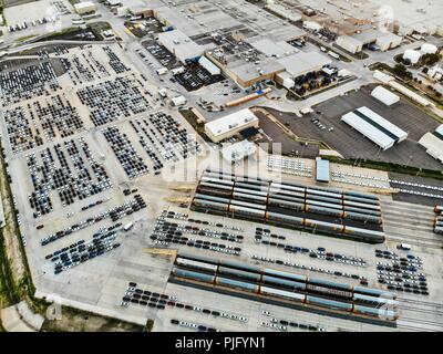Luftaufnahme von der Ford Motor Company Automotive Company in Hermosillo, Sonora Mexico. Hunderte von neuen Autos.. Trasnport. Auto Stockfoto