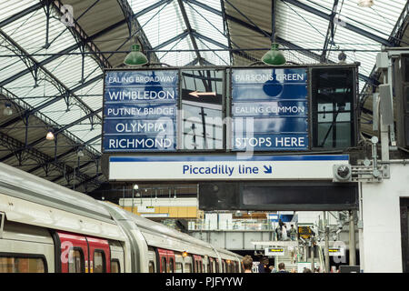 Der Earl's Court U-Bahnstation Earl's Court Road, Kensington, London, SW5, UK Stockfoto