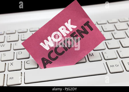 Konzeptionelle Hand schreiben Übersicht Arbeitsunfall. Business foto Präsentation Fehler Schädigung geschah im Auftrag verletzt. Stockfoto