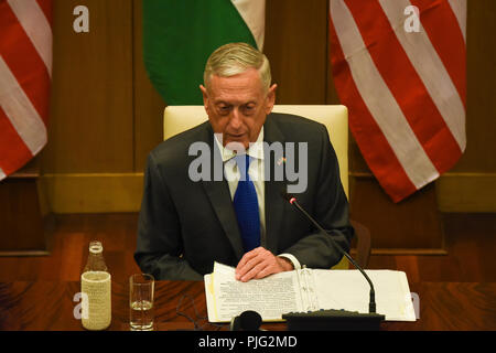 New Delhi, Indien. 06 Sep, 2018. Der US-Verteidigungsminister Jim Mattis, wie Sie Aussagen gegenüber der Presse nach einem Treffen mit ihren indischen Kollegen in New Delhi vorhanden. Credit: Indraneel Chowdhury/Pacific Press/Alamy leben Nachrichten Stockfoto