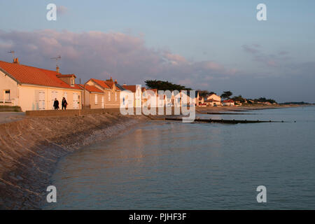 Frankreich, Nordwesten Frankreich, Bretagne, Les Moutiers-en-Retz, High Tide Stockfoto