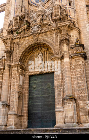 Esp 130 Spanien, Jerez de la Frontera Kathedrale von Jerez, Sitz der Diözese Asidonia-Jerez, Eingang Stockfoto