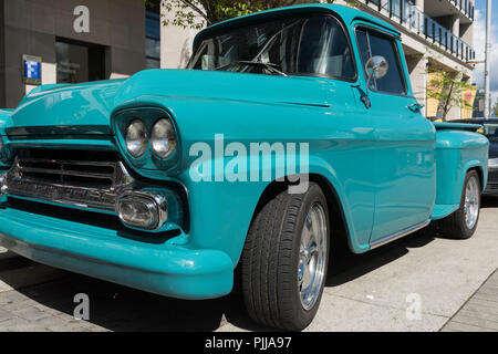 Classic 1958 Chevrolet Apache Seite schritt Pick up. Stockfoto